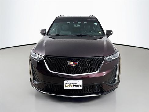 Used 2020 Cadillac XT6 Sport AWD/4WD image 4