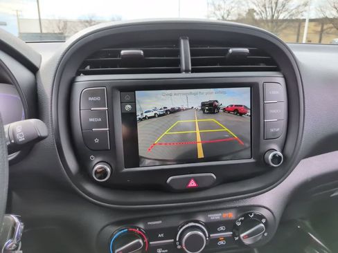 Used 2025 Kia Soul LX FWD image 26