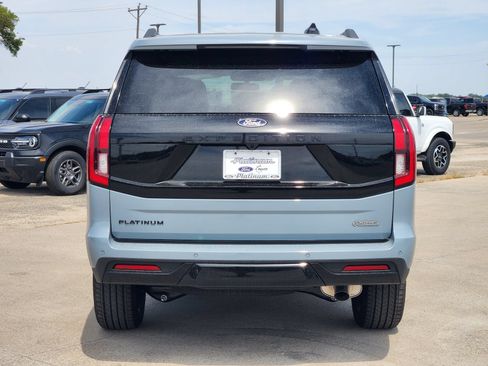 New 2027 Ford Expedition Platinum w/ Stealth Appearance Package AWD/4WD image 8