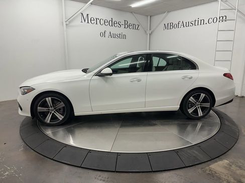 Used 2025 Mercedes-Benz C 300 Sedan image 4