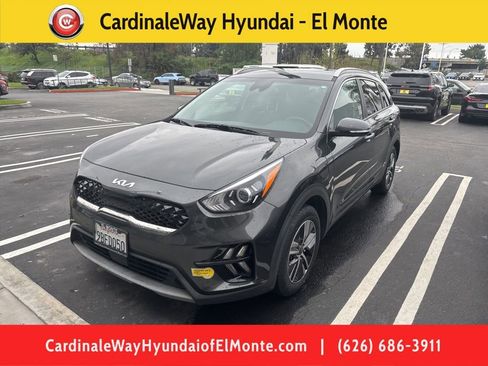 Used 2022 Kia Niro EX image 1