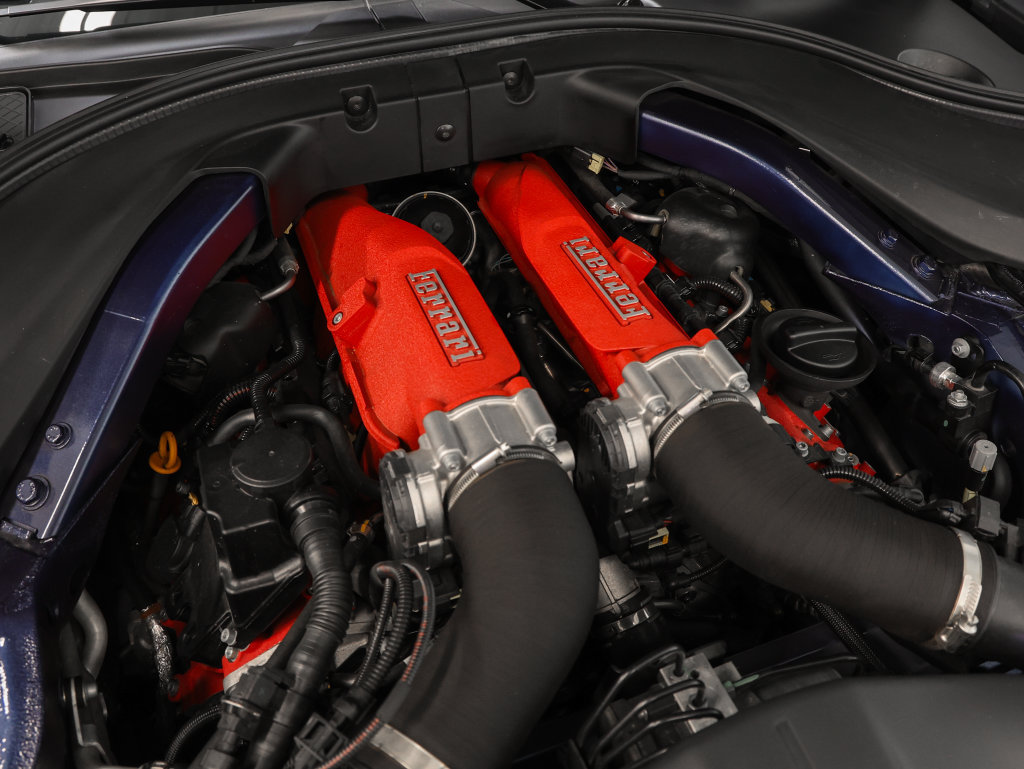 Certified 2019 Ferrari Portofino RWD image 18