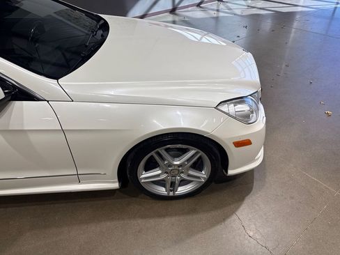 Used 2011 Mercedes-Benz E 550 Cabriolet image 33