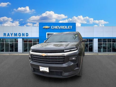Used 2024 Chevrolet Traverse LS w/ LPO, Floor Liner Package FWD image 7