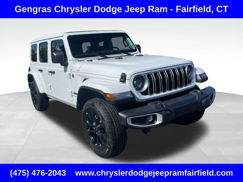 Certified 2025 Jeep Wrangler Unlimited Sahara w/ Safety Group AWD/4WD image 1