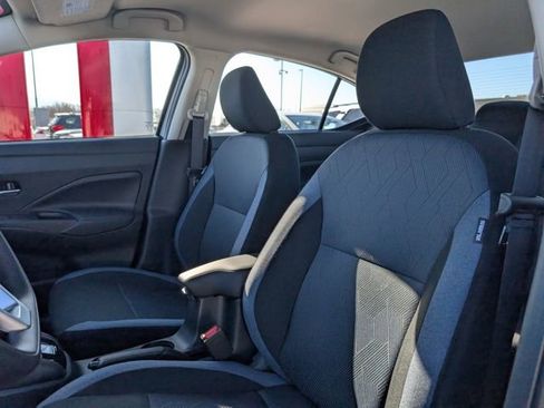 New 2025 Nissan Versa SV w/ Trunk Package FWD image 6