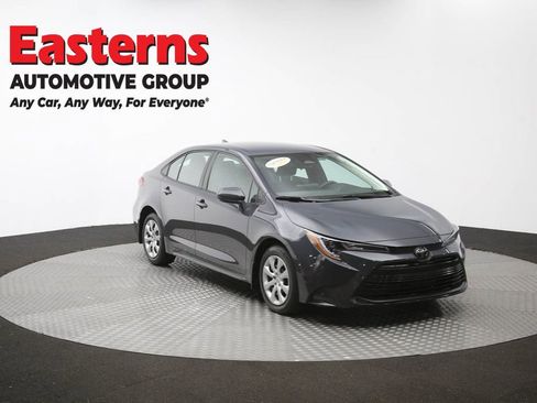 Used 2025 Toyota Corolla LE FWD image 48