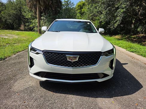 Used 2026 Cadillac CT4 Premium Luxury RWD image 2