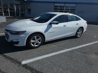 Used 2022 Chevrolet Malibu LS