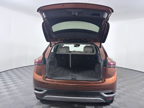 Used 2018 Jeep Wrangler Unlimited Sahara image 29