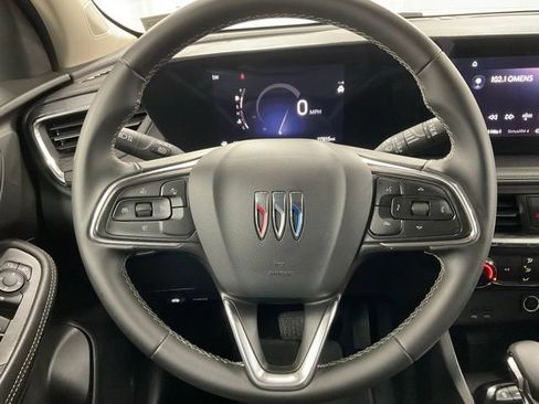 Used 2025 Buick Encore GX Preferred AWD/4WD image 17
