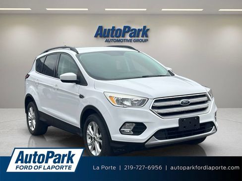 Used 2018 Ford Escape SE AWD/4WD image 1