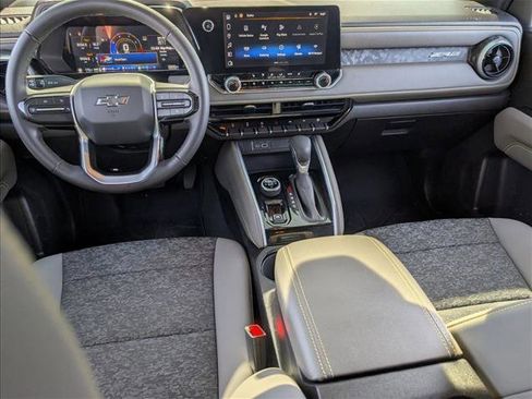 Used 2024 Chevrolet Colorado ZR2 w/ Safety Package image 16