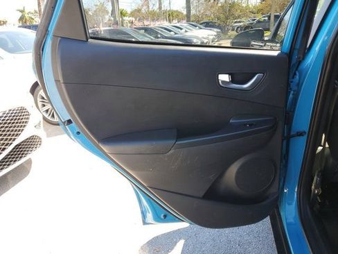 Certified 2023 Hyundai Kona SEL w/ Convenience Package image 8