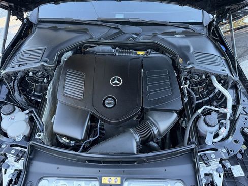 Used 2023 Mercedes-Benz C 300 Sedan image 12