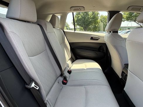 Used 2024 Toyota Corolla Cross L FWD image 28
