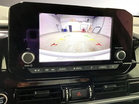 Used 2023 Nissan Pathfinder SV w/ SV Premium Package image 13