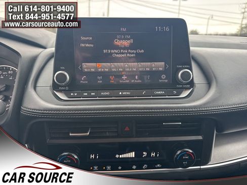 Used 2024 Nissan Rogue SV image 23