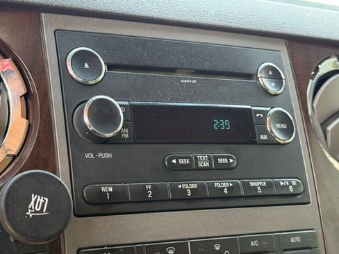 Used 2011 Ford F350 Lariat w/ Lariat Interior Pkg image 21