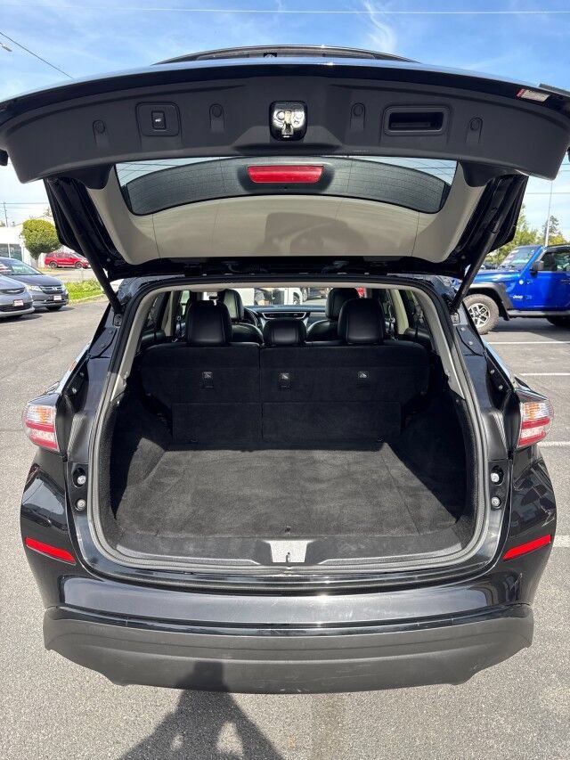 Used 2018 Nissan Murano SL AWD/4WD image 13