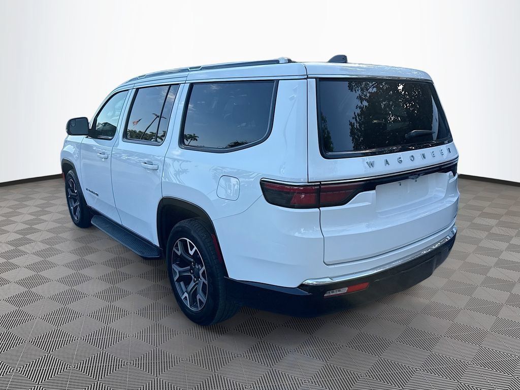 Used 2024 Jeep Wagoneer Series III AWD/4WD image 8