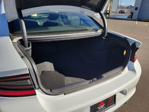 Used 2022 Dodge Charger SXT image 6