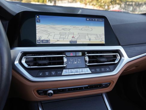 Certified 2023 BMW 430i Convertible w/ Premium Package image 24