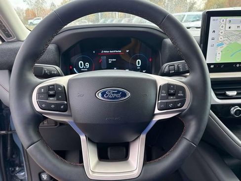 New 2026 Ford Explorer Active w/ Active Comfort Package image 24