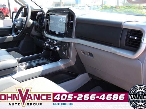 Used 2022 Ford F150 XLT w/ Equipment Group 302A High image 17