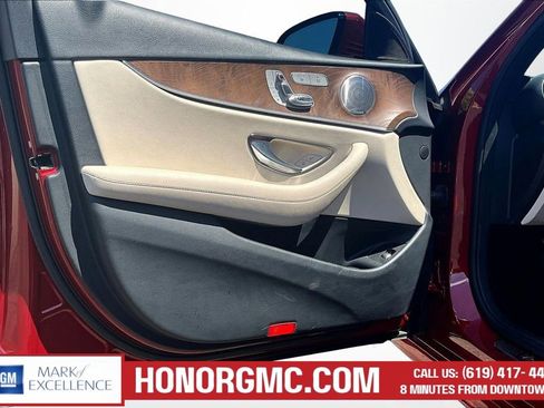 Used 2019 Mercedes-Benz E 300 image 19