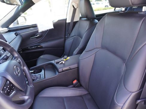 Used 2024 Lexus ES 350 FWD image 21