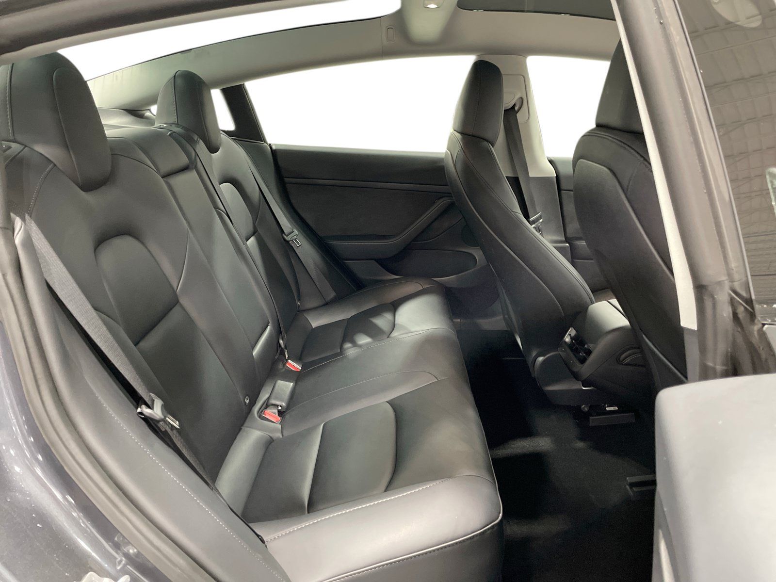 Certified 2023 Tesla Model 3 Standard Range RWD image 11