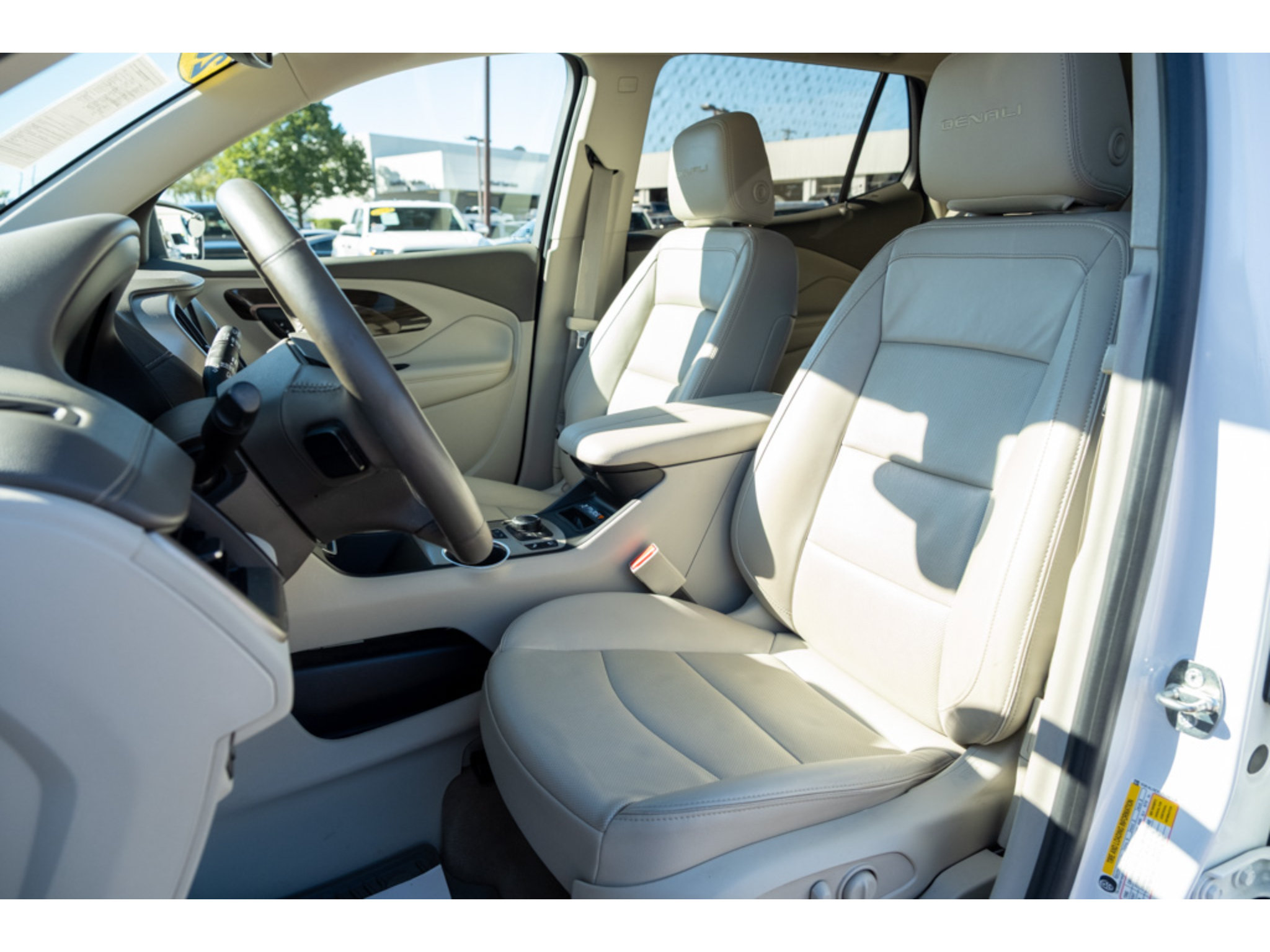 Used 2019 GMC Terrain Denali w/ Advanced Safety Package FWD image 12