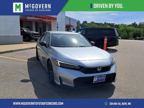 Used 2025 Honda Civic Sport image 11