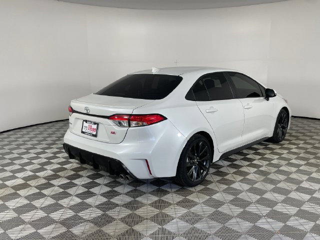 Used 2025 Toyota Corolla SE FWD image 21