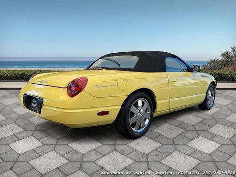 Used 2002 Ford Thunderbird Deluxe image 12