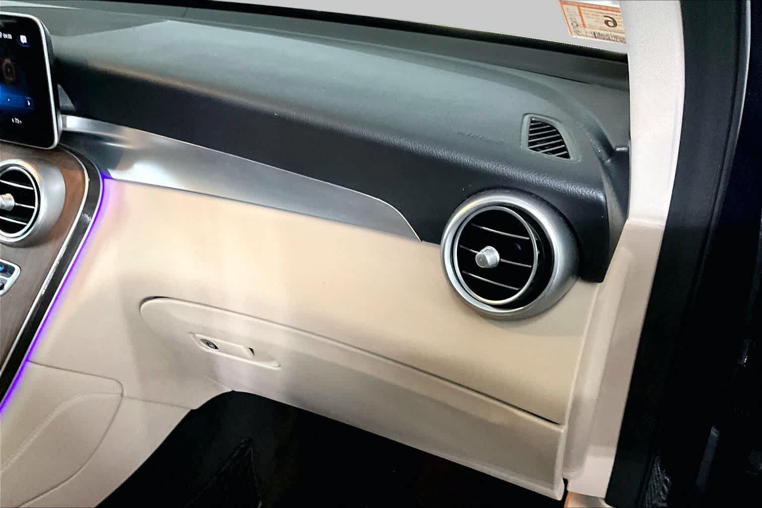 Certified 2020 Mercedes-Benz GLC 300 4MATIC image 19