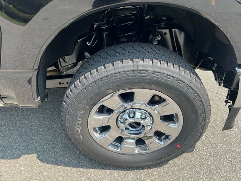 New 2026 Ford F350 King Ranch w/ Chrome Package AWD/4WD image 10