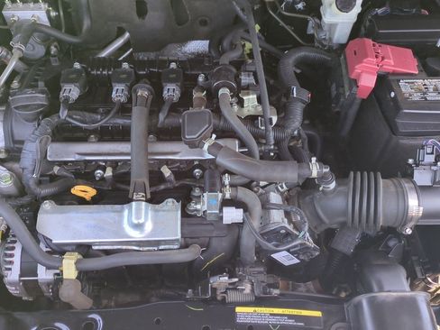 Certified 2021 Nissan Kicks S FWD image 25