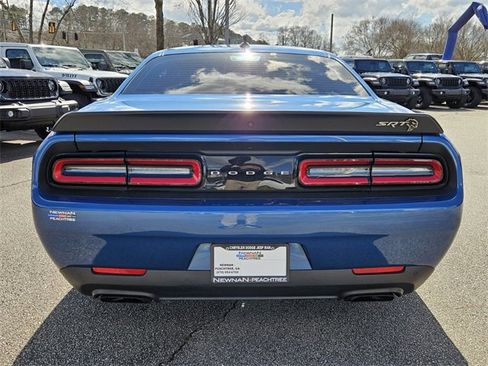 Used 2021 Dodge Challenger SRT Hellcat Redeye image 5