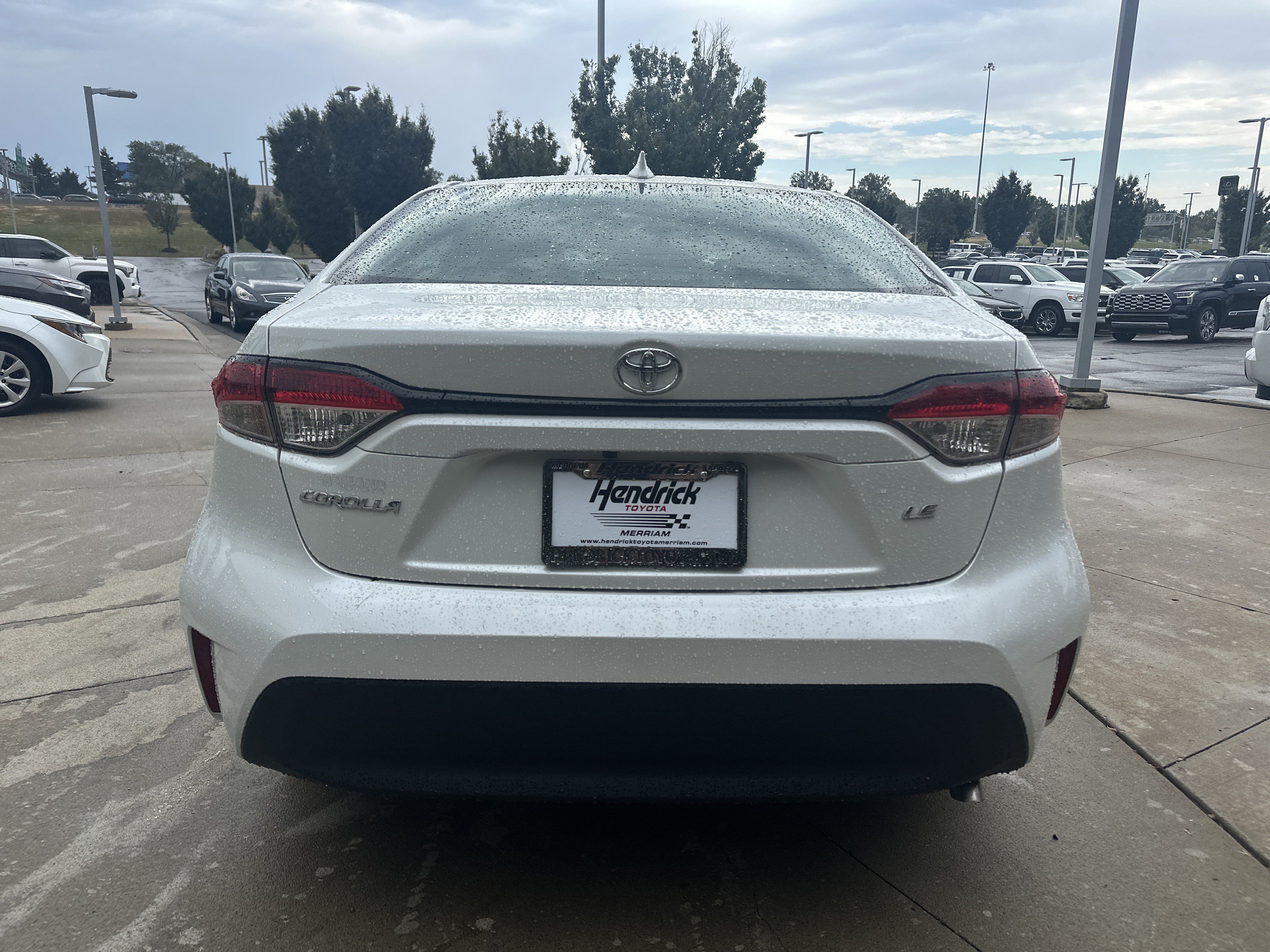 Used 2026 Toyota Corolla LE FWD image 8