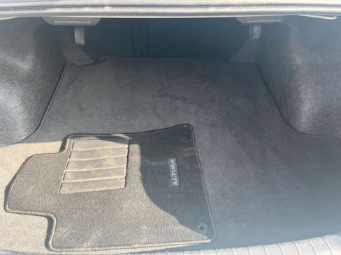 Used 2025 Nissan Altima 2.5 SV image 24