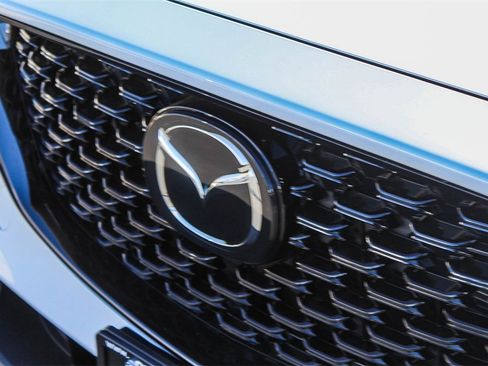 New 2025 MAZDA CX-5 Carbon Edition image 9