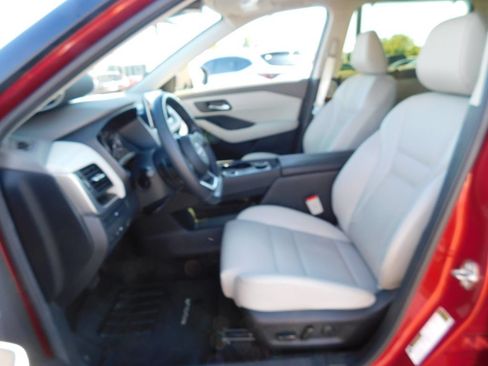 Used 2023 Nissan Rogue SV w/ SV Premium B Package AWD/4WD image 13