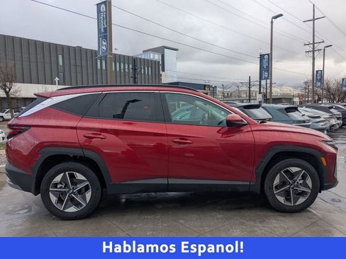 Certified 2025 Hyundai Tucson SEL image 2