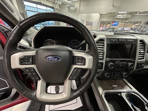 Used 2017 Ford F250 Lariat w/ Lariat Ultimate Package image 9