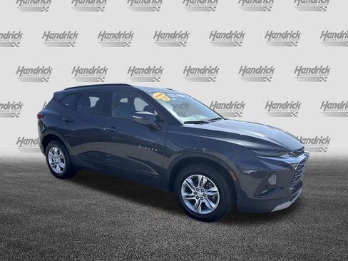 Used 2021 Chevrolet Blazer LT FWD image 2