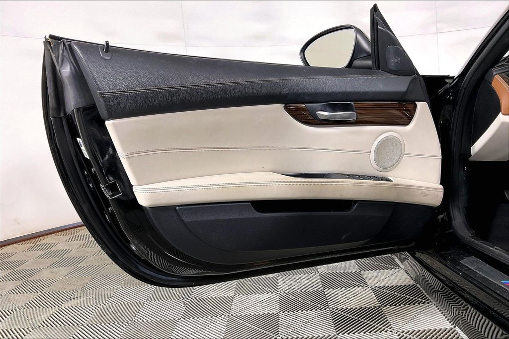 Used 2016 BMW Z4 sDrive28i RWD image 22