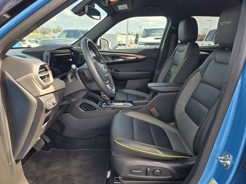 Used 2025 Chevrolet TrailBlazer ACTIV w/ Convenience Package image 8
