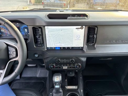 New 2025 Ford Bronco Big Bend image 9